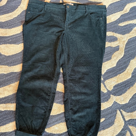 *NWOT* Old Navy Corduroy Pants. Forest Green. Size 22 Plus Long - Picture 1 of 6